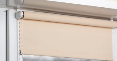 Roller blinds cleaning